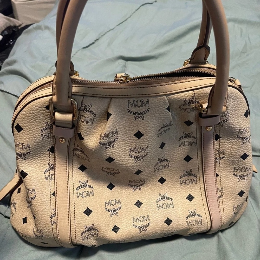 Authentic MCM - Picture 5 of 6